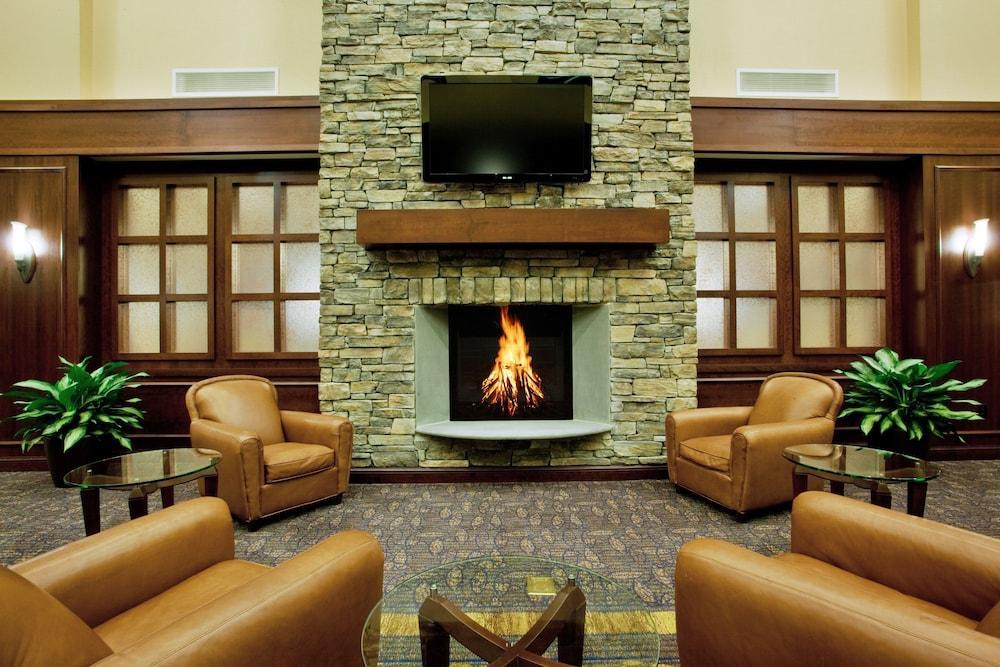 Holiday Inn Express & Suites Wilmington-Newark By Ihg Interior foto