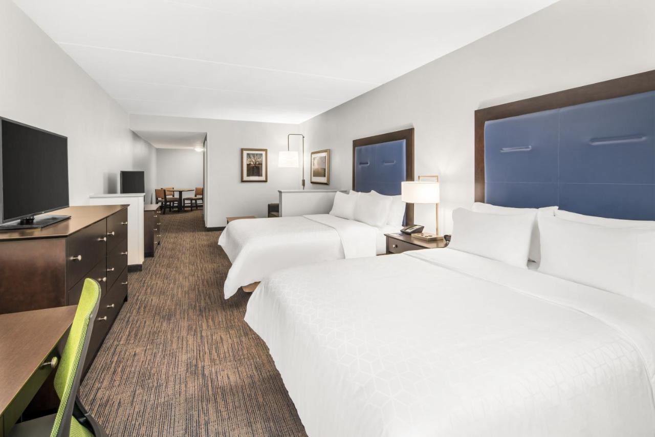 Holiday Inn Express & Suites Wilmington-Newark By Ihg Exterior foto