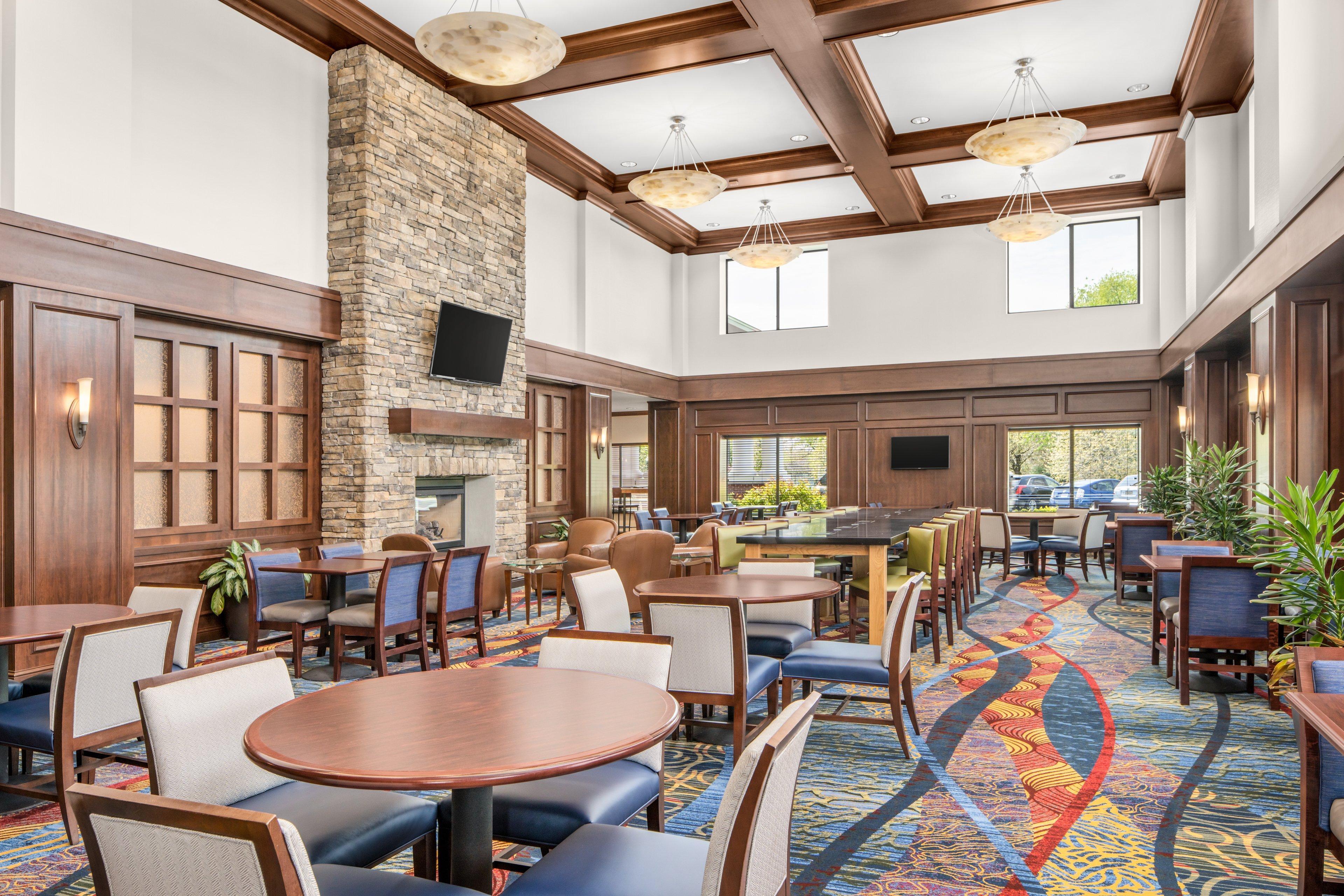 Holiday Inn Express & Suites Wilmington-Newark By Ihg Exterior foto